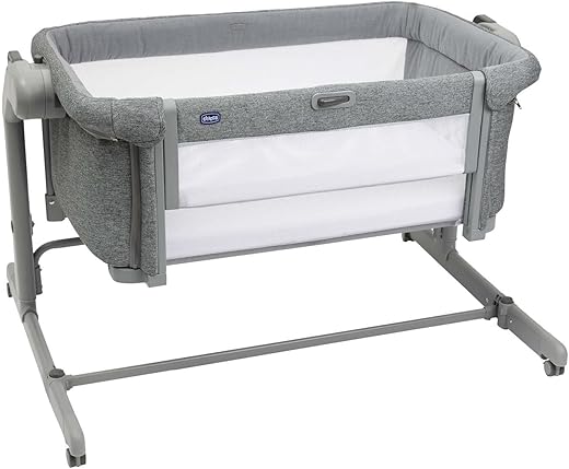 Chicco Next2Me Magic Evo Infant Cosleeping Crib, Compatible with Different Beds, Rocking Mode, Adjustable Height, Sliding Barrier, 4 wheels, Good Air Circulation, Mattress and Bag Included, 0-6 m