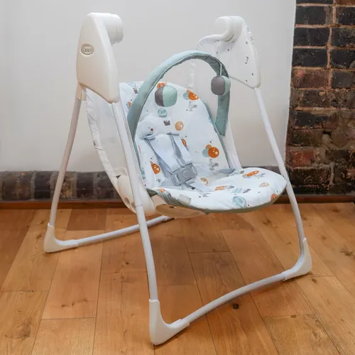 graco_baby_delight up and away baby swing