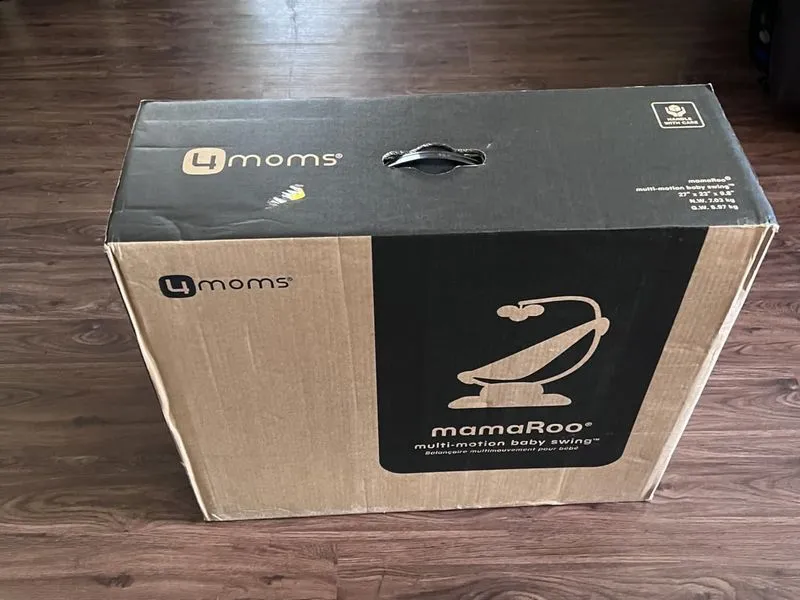 mamaroo 5 baby swing box